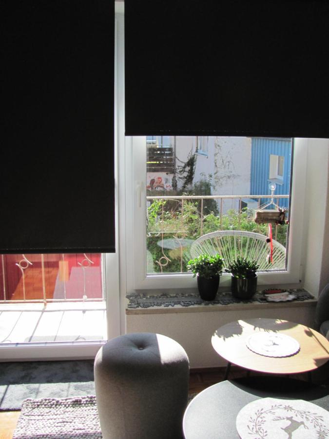 #1Gemuetliches Ruhiges Sonniges Balkonzimmer Mit Gemeinschaftsbad W-Lan Airport Nah Late Night Check In Haus Nr 9,5 Trunkelsberg Exteriör bild